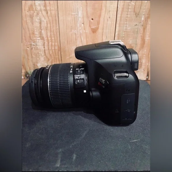 Canon EOS Rebel 7 Black DSLR Camera - Picture 5 of 9